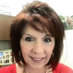 Meet your Posher, Sharon